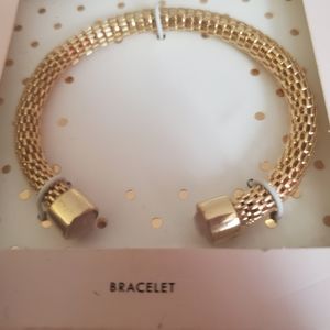 Open style cuff bracelet and gift Box